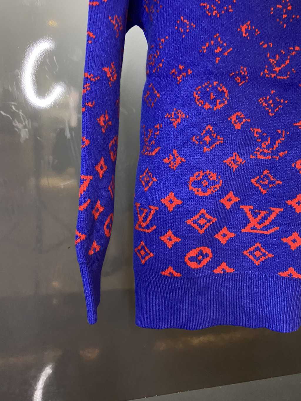 LV